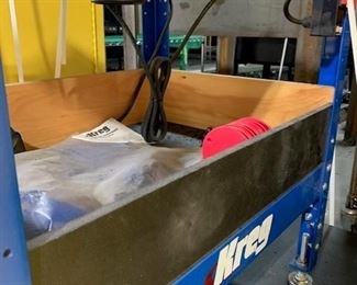 KREG ROUTER w FEATHER TOOLS