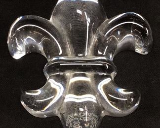 BACCARAT CRYSTAL FLEUR DE LIS