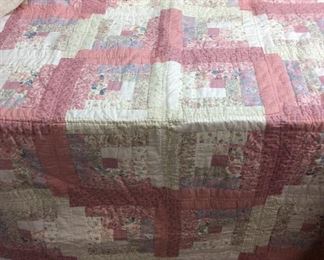 VINTAGE QUILT THROW