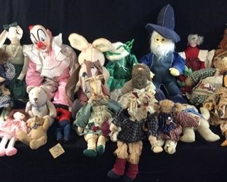  100+ ASSORTED HANDMADE CLOTH RAG DOLLS & WOOD DOLLS