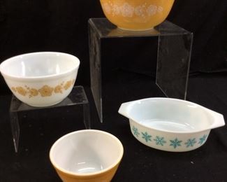 (4) PYREX BY CORNING DISHES
