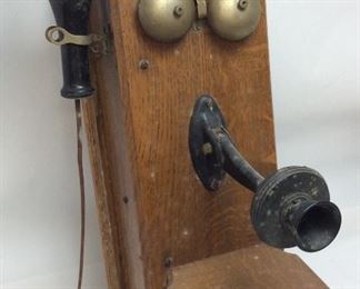 ANTIQUE HAND CRANK WALL TELEPHONE