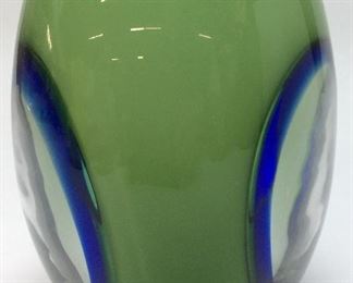 VINTAGE ART GLASS VASE