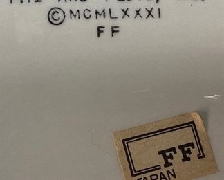 VTG. FITZ & FLOYD COVERED TUREEN w LADLE