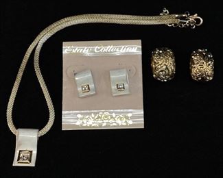  JEWELRY, NECKLACE EARRINGS
