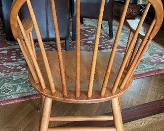 Set of Oak Windsor Chairs. Photo 2 of 2. 