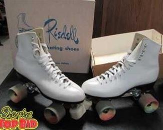 Riedell Roller Skates Size 8 with Original Box