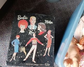 Vintage 1960s Barbie and Midge vinyl case