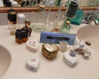 Perfume bottles and trinket boxes