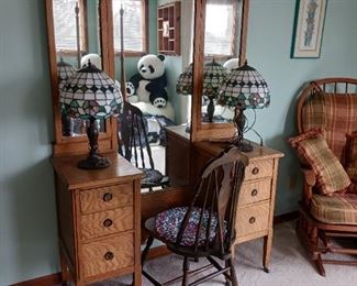 Antique vanity mirrored dresser