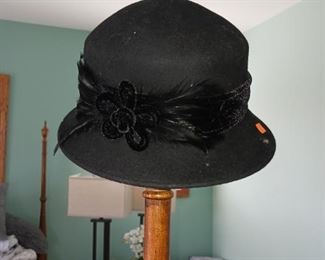 Vintage women's hats