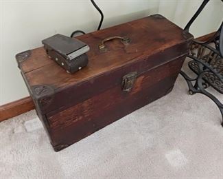 Box for Willcox sewing machine