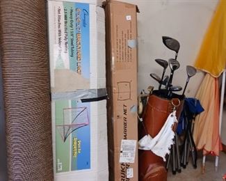 Soccer lacrosse practice goal. Golf clubs vintage