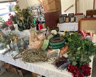 Garage: Floral, candles, wreaths, arragements, etc.