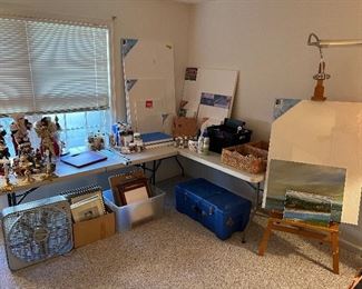 Art supplies: Paints, canvases, easels, brushes, chemicals & more