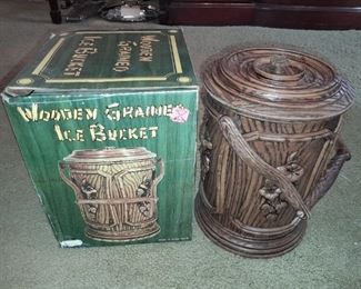 FABULOUS Vintage Wooden Grained Ice Bucket With ORIGINAL Box!