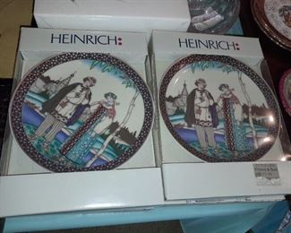 Heinrich Plates In Box