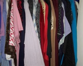 TONS Of Assorted Women's Fashion & Clothing