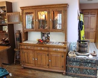 Gorgeous lighted oak sideboard/china cabinet