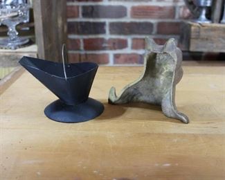 Miniature coal scuttle and cast brass dog figure