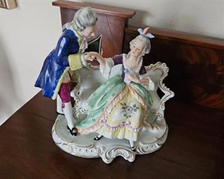 Porcelain couple