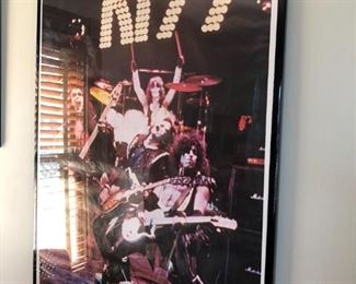 KISS POSTER