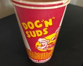 VINTAGE PAPER CUPS