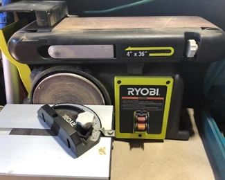 RYOBI SANDER