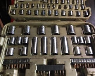 SOCKET SET