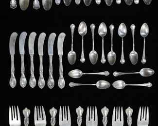 278	43 Pieces Sterling Flatware Reed & Barton, Whiting	43 pieces sterling silver flatware including 4 Whiting for A. Frankfield Louis XV pattern tablespoons, 6 Hart Brothers teaspoons with London hallmarks, 4 Alvin Virginia pattern teaspoons, 12 Reed & Barton La Comtesse pattern demitasse spoons, 6 Whiting Victoria-Florence pattern butter spreaders, 11 Reed & Barton Marlborough salad forks. 1164.2 grams total. Forks 6 1/4"L. All except butter spreaders and demitasse spoons monogrammed.
