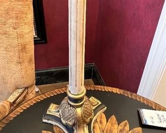 #18) - $25 - Table Lamp 28 inches tall.