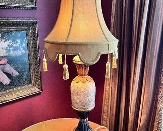 #23) - $125 - Pair of composite painted table lamps	18x18x40