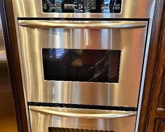 #67) - $100 - Kitchenaid Superba stainless steel double oven	30x50. Upper oven shows wear.  Both ovens works intermittently.  (Control Panel Issue) Lower oven works well.  Purchaser is responsible to deinstall from the home prior to March 31.