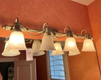 #112) - $50 - Wilson Lighting. Vanity Light 4 Bulb	36 inches