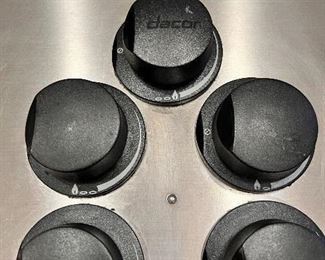 #120) - $250 - Dacor Counter Top Gas Range with Air Vent System.  In excellent working order.  36x24. Purchaser is responsible to deinstall from the home prior to March 31.