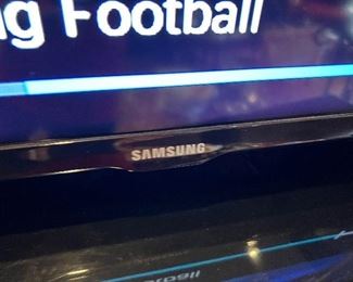 #124) - $75 - Samsung 42 inch Flat Screen	42 inch