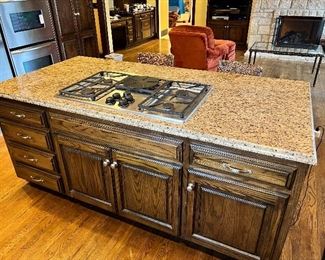 #I $1000) Kitchen Island with Granite Countertop, Cabinets and Drawers.  Stove Sold Separately.  83" Wide x 40" Deep x 36" Tall.  Purchaser must remove on their own or with their own contractor help prior to March 31. 