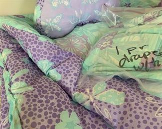 Twin Bedding Set Complete - Butterflies Flowers Butterfly Blue Purple 