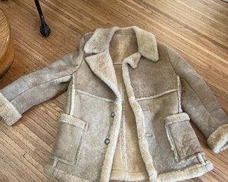 Men’s shearling coat size 46
