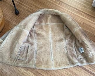 vintage men’s shearling coat size 46