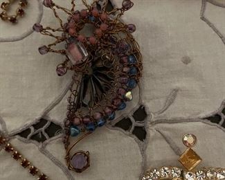 Susan Horth of London Brooch