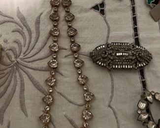 Heart rhinestone necklace