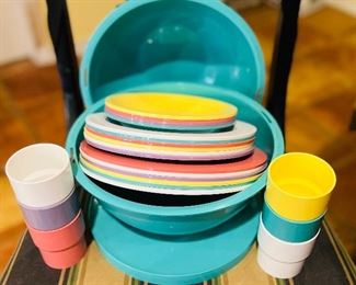 2 of 2
Vtg INGRID Chicago Party Ball
22pc set