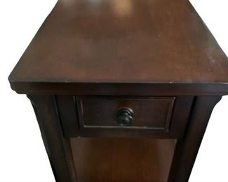End Table  with 1 Drawer ( there are 2)