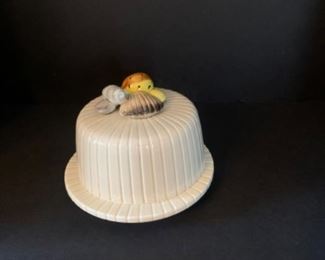 Fitz and Floyd Seashell Covered Butter/ Cheese Dish