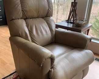 LA-Z-BOY leather recliner