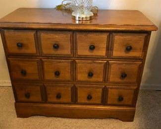 2 Drawer side/end table