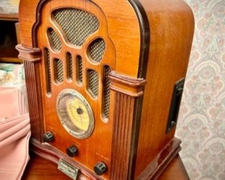 Vintage RadioShack AM/FM cassette radio