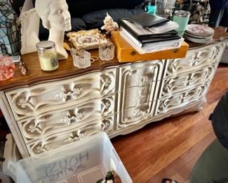 Vintage dresser 