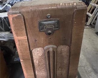 Vintage Zenith Cabinet Radio/Turntable